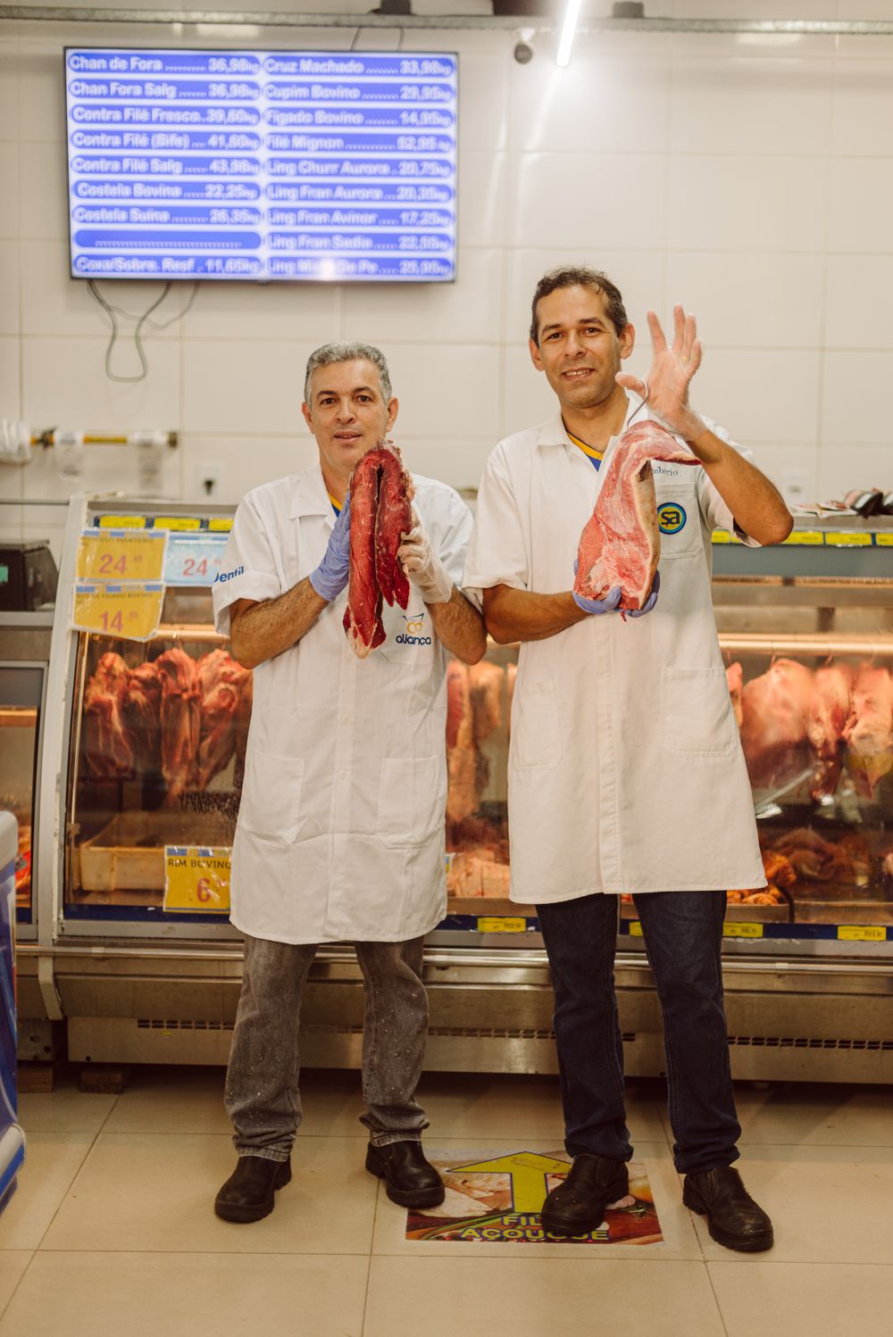 Equipe do açougue do Supermercado Aliança