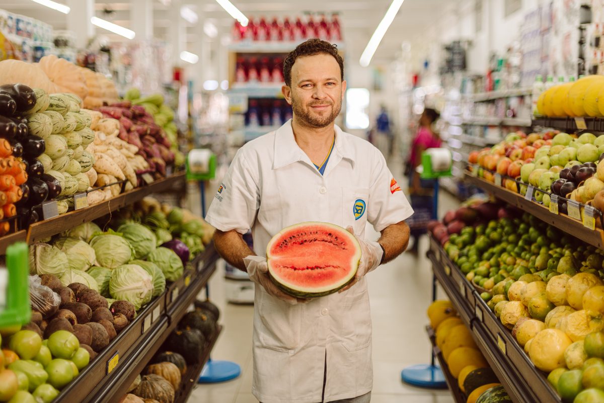 Setor de hortifrúti do Supermercado Aliança