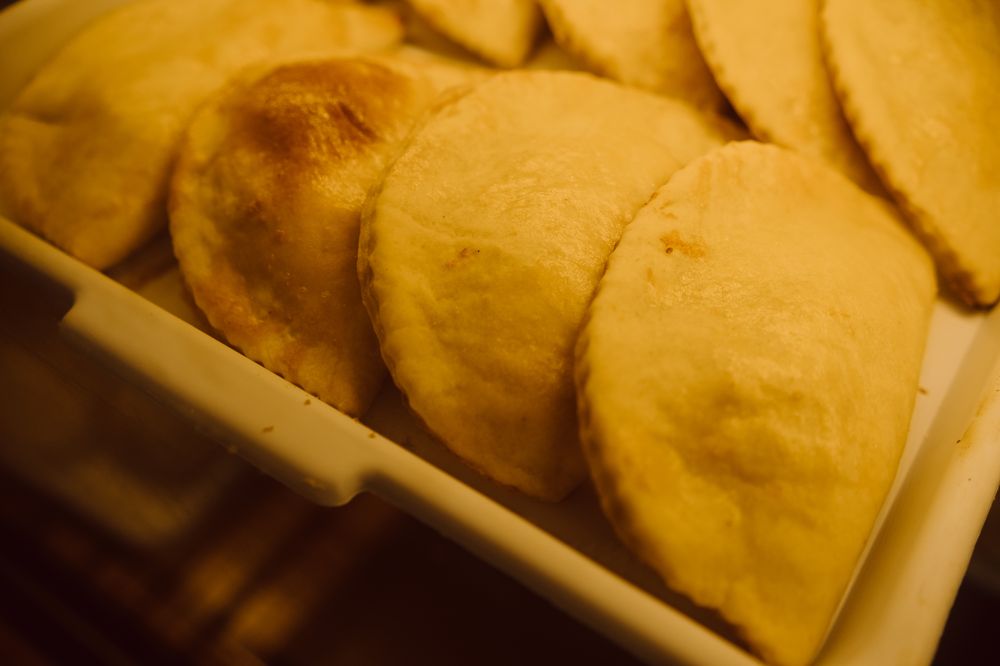 Pastéis assados da padaria
